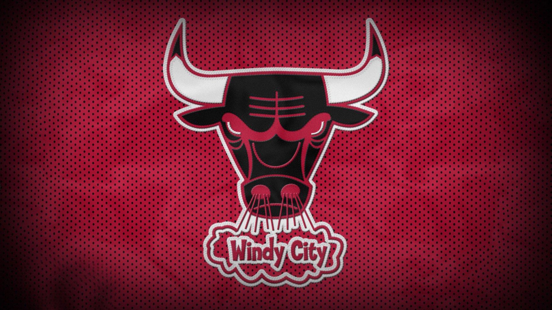 科技裁断引爆绿茵争议！路易斯破门经VAR超长审核确认有效，场上比分最终定格为三球之差