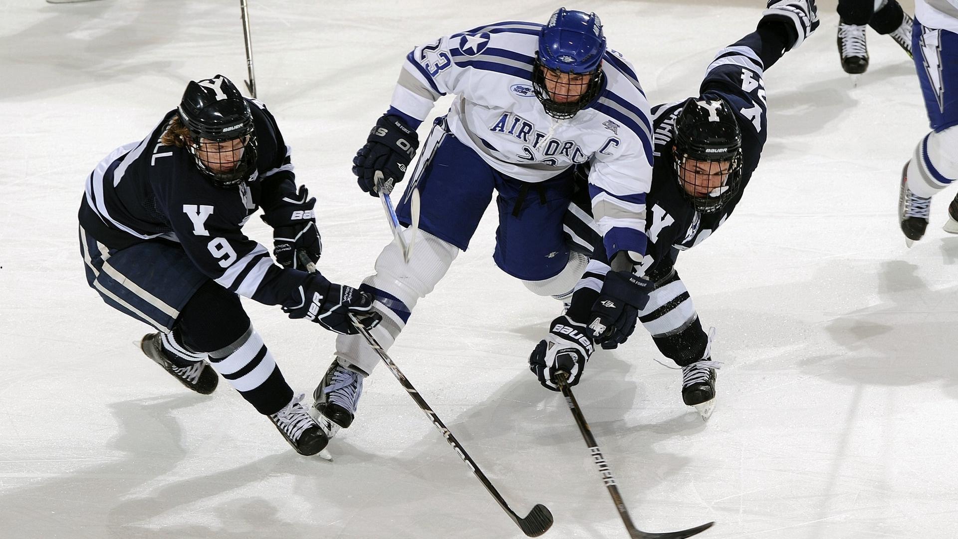 莫兰特交易风波震动联盟，比卢场外涉讼拒不认罪，灰熊双星陷生涯十字路口